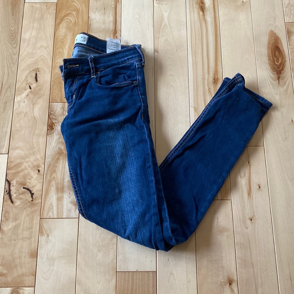 Hollister Super Skinny Jeans